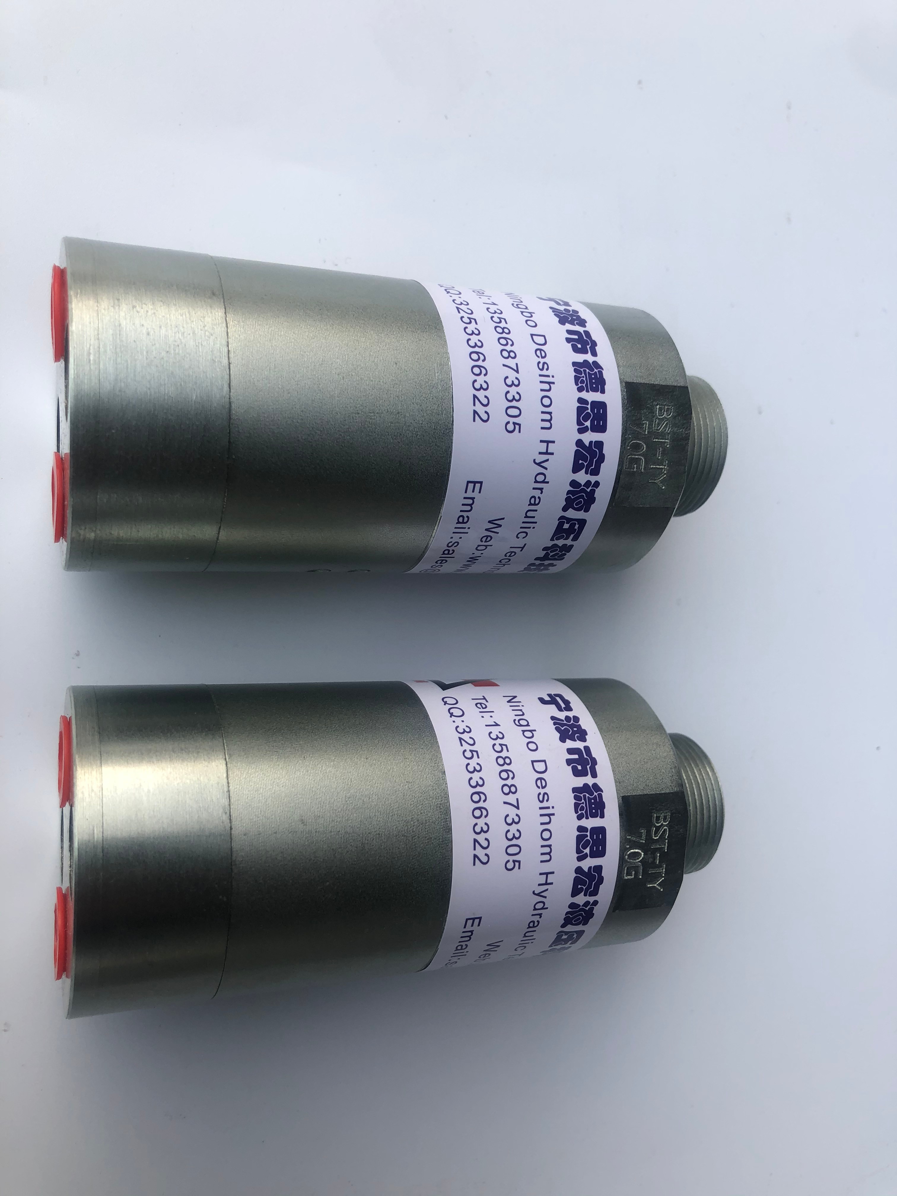 1577665539116276.jpg 專業液壓增壓器廠家